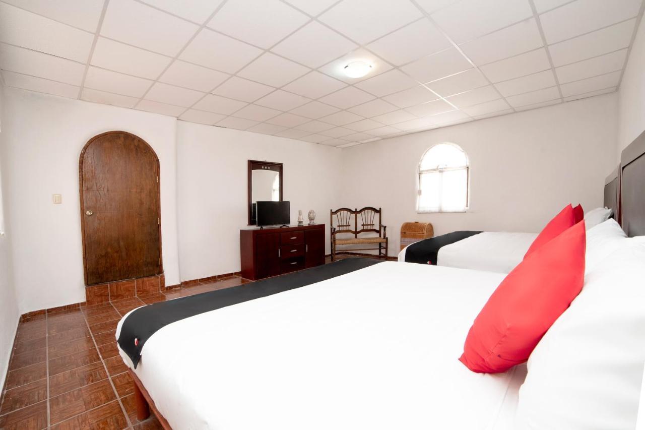 Capital O Next Yard Hotel & Suites Tequisquiapan Сан-Луис-Потоси Экстерьер фото