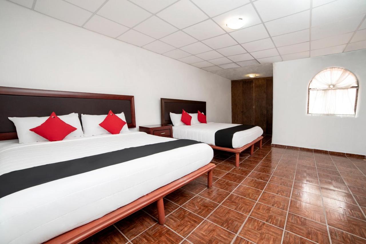 Capital O Next Yard Hotel & Suites Tequisquiapan Сан-Луис-Потоси Экстерьер фото