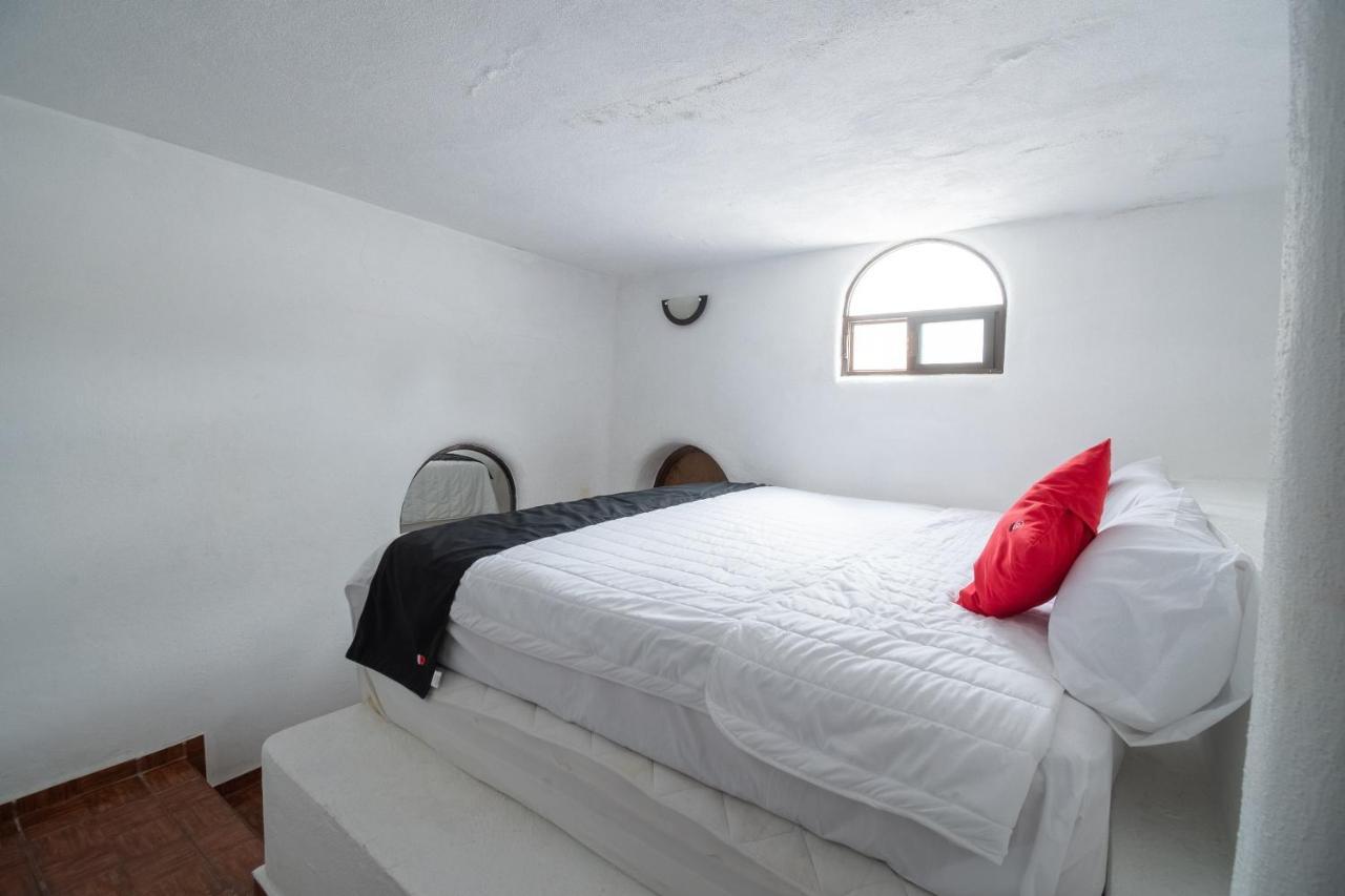 Capital O Next Yard Hotel & Suites Tequisquiapan Сан-Луис-Потоси Экстерьер фото