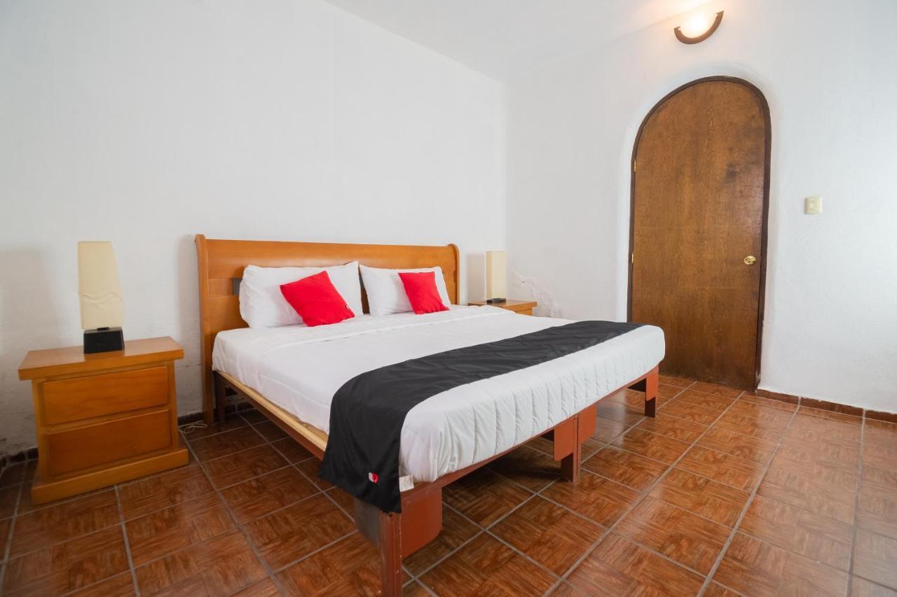 Capital O Next Yard Hotel & Suites Tequisquiapan Сан-Луис-Потоси Экстерьер фото