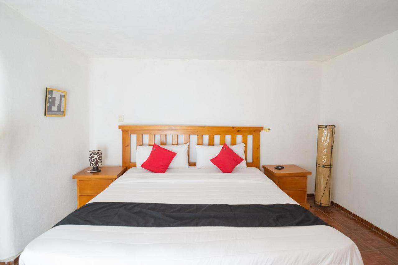Capital O Next Yard Hotel & Suites Tequisquiapan Сан-Луис-Потоси Экстерьер фото