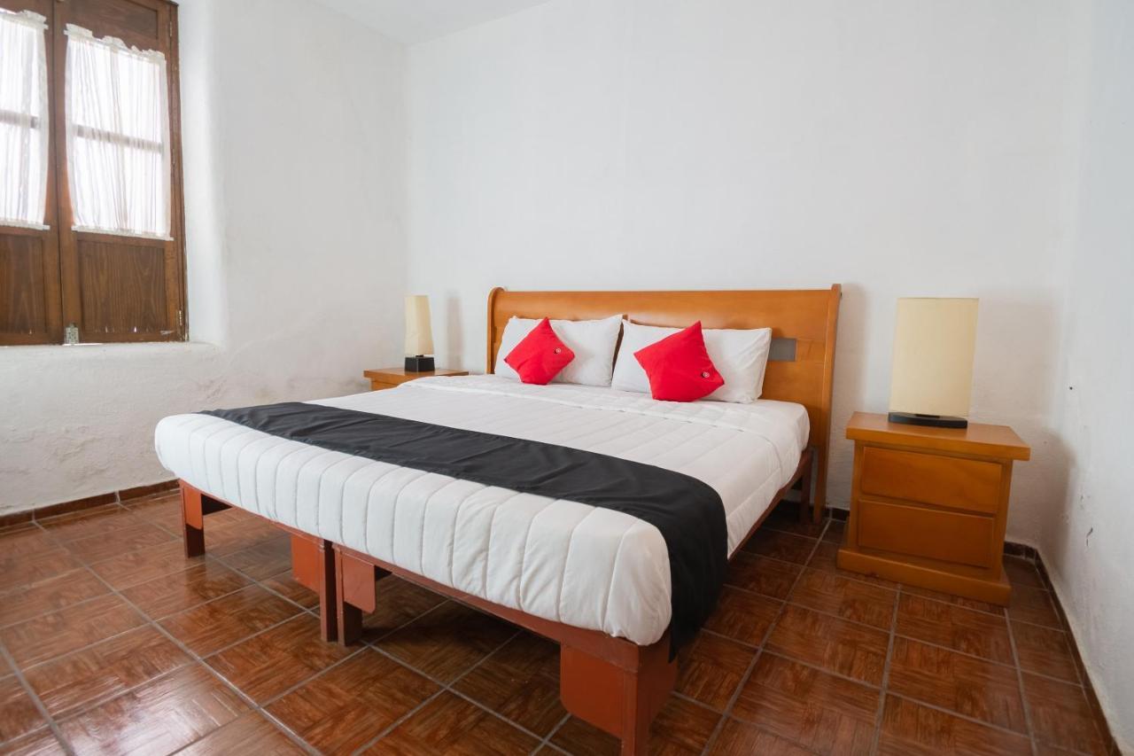 Capital O Next Yard Hotel & Suites Tequisquiapan Сан-Луис-Потоси Экстерьер фото