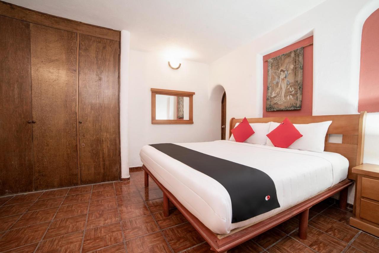 Capital O Next Yard Hotel & Suites Tequisquiapan Сан-Луис-Потоси Экстерьер фото